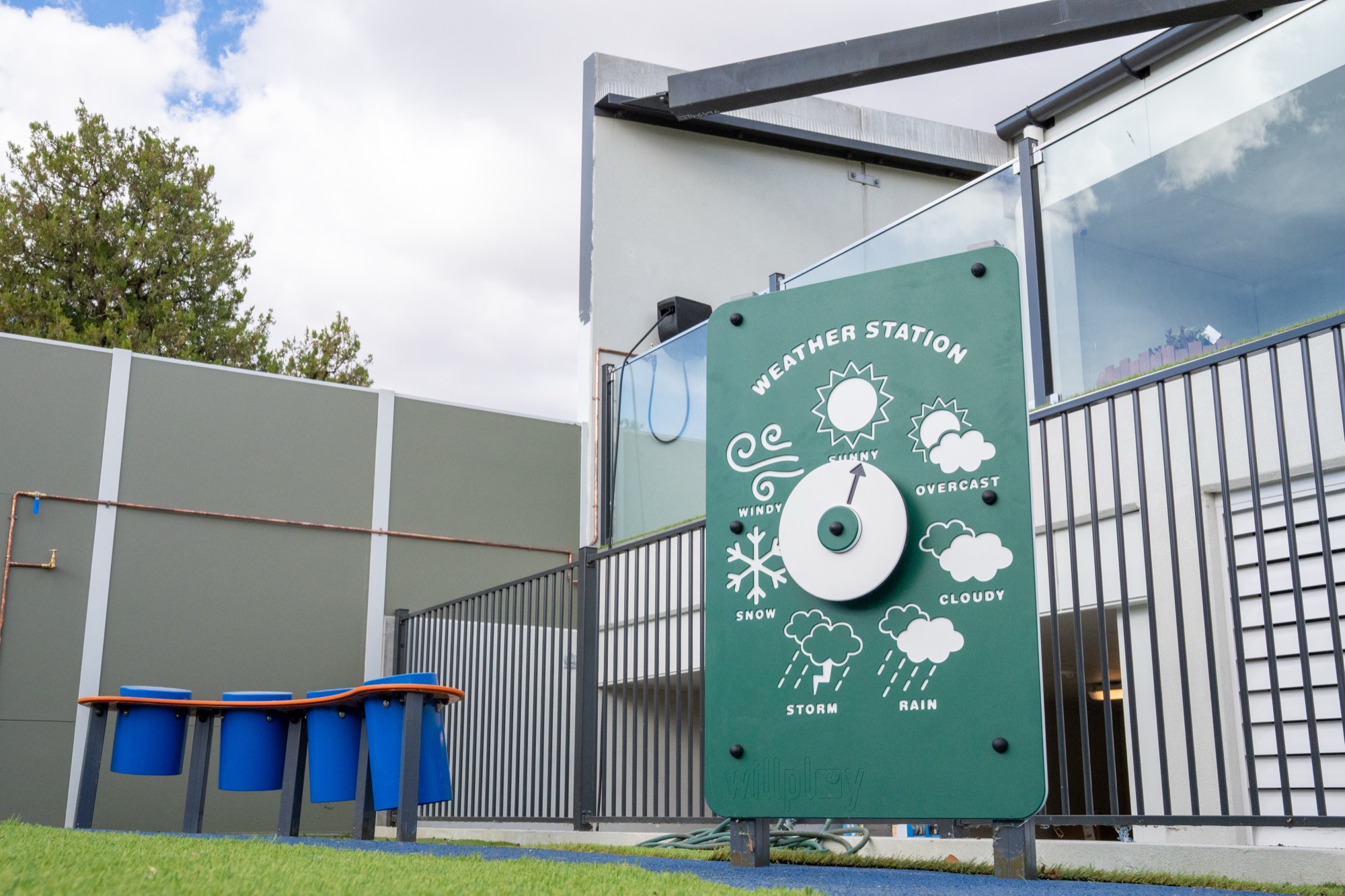 Outdoor weather station learning area